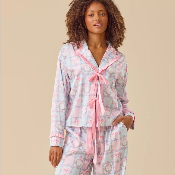 Altar'd State Other - Pink Floral Satin Tie-Front Pajama TOP